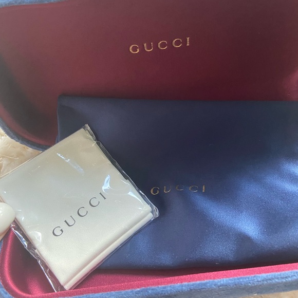 Gucci Sunglasses main image 9